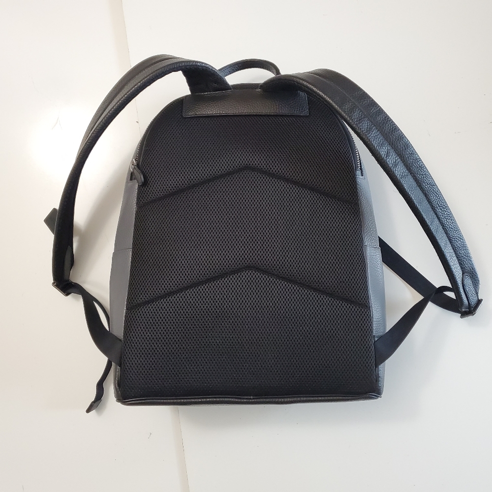 COACH West Backpack in Colorblock with COACH PATCH. - Picture 4 of 8